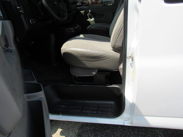 Used 2020 Chevrolet Express 2500 LT w/ LT Preferred Equipment Group RWD image 26
