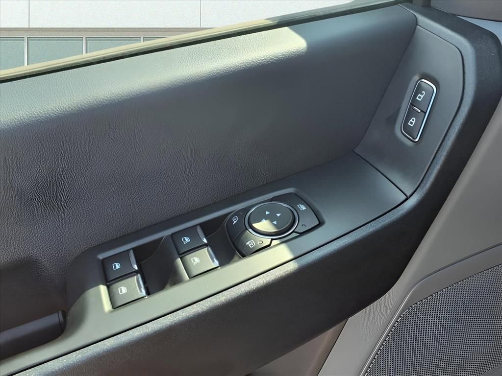 Used 2024 Ford F350 XL image 23