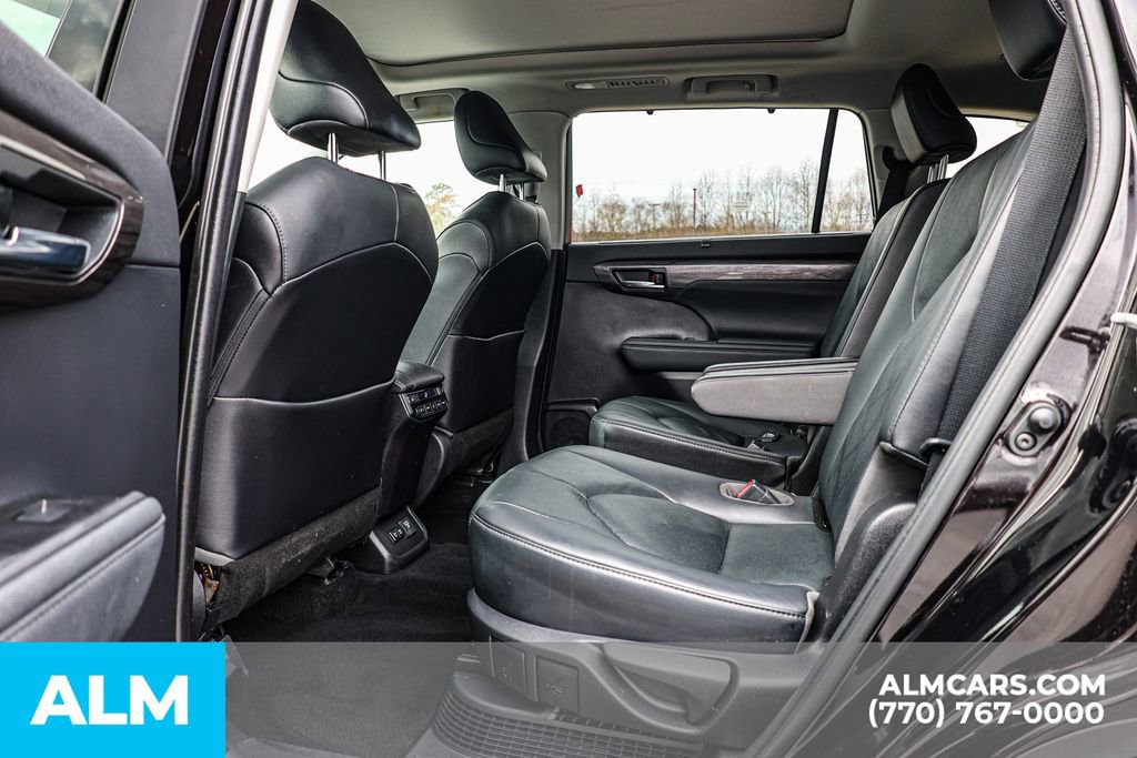 Used 2021 Toyota Highlander Platinum image 20