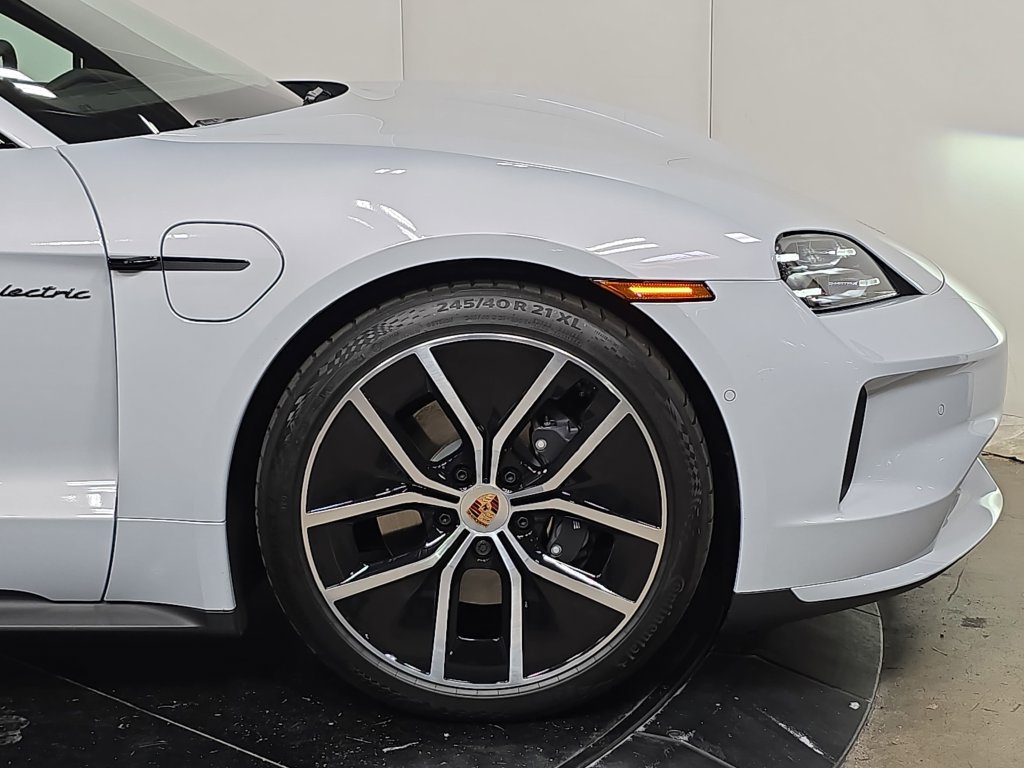 New 2026 Porsche Taycan AWD/4WD image 11
