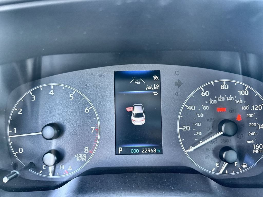 Used 2025 Toyota Corolla LE FWD image 4