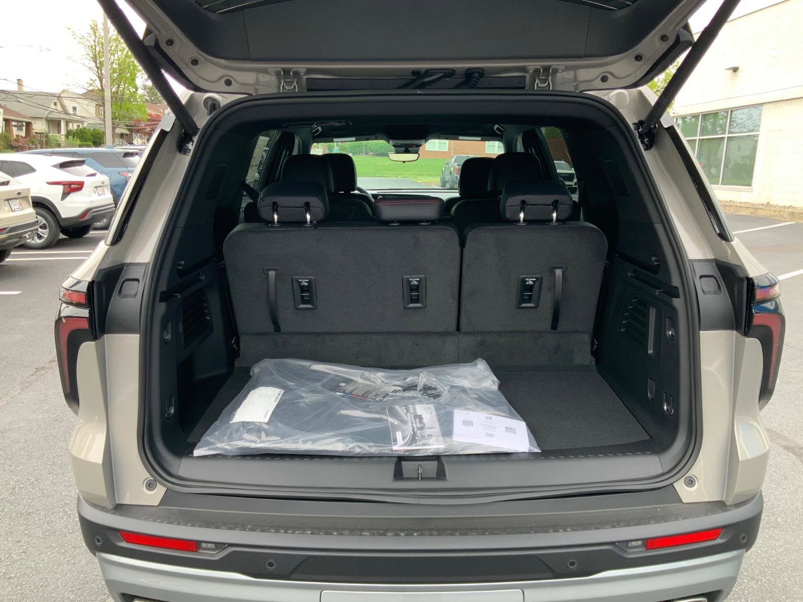 New 2026 Chevrolet Traverse Z71 AWD/4WD image 34