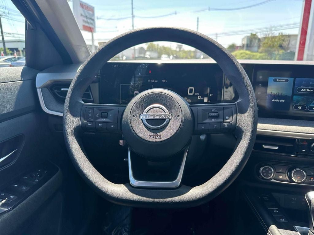 Used 2025 Nissan Kicks SV w/ SV Premium Package AWD/4WD image 12