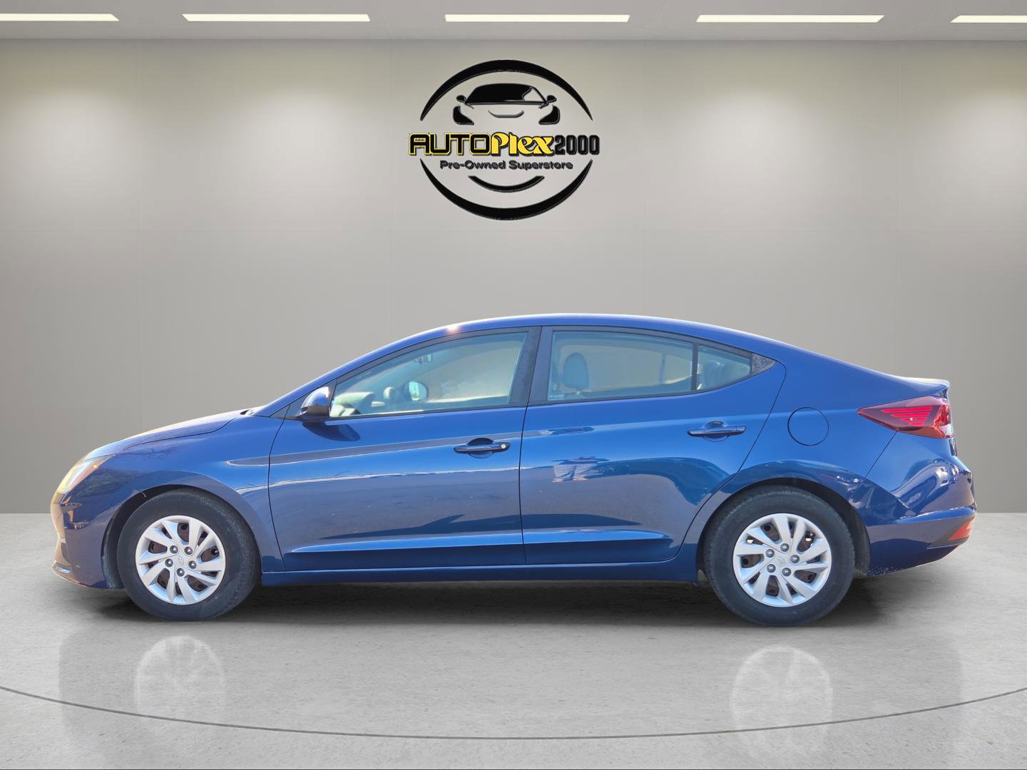 Used 2019 Hyundai Elantra SE image 4