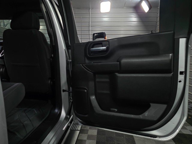 Used 2022 Chevrolet Silverado 2500 Custom w/ Custom Value Package AWD/4WD image 33
