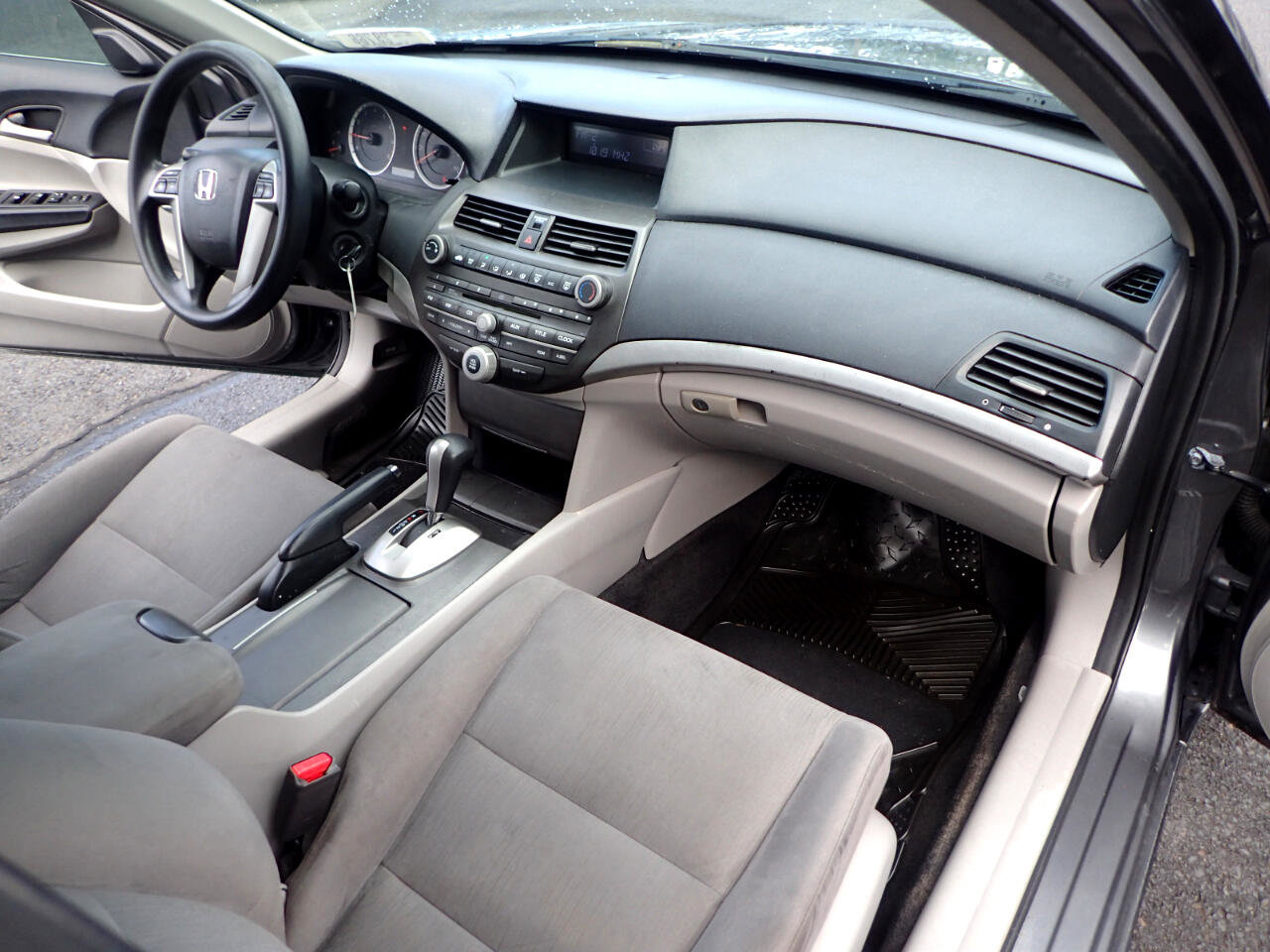 Used 2011 Honda Accord LX image 12