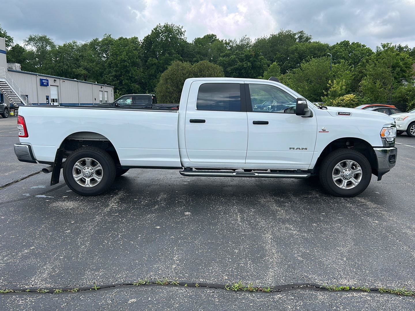 Used 2024 RAM 3500 Big Horn AWD/4WD image 11