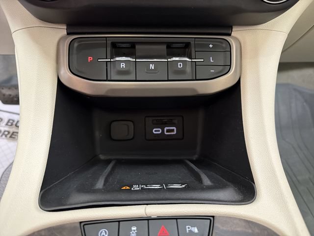 Used 2021 GMC Acadia Denali w/ Denali Ultimate Package AWD/4WD image 20