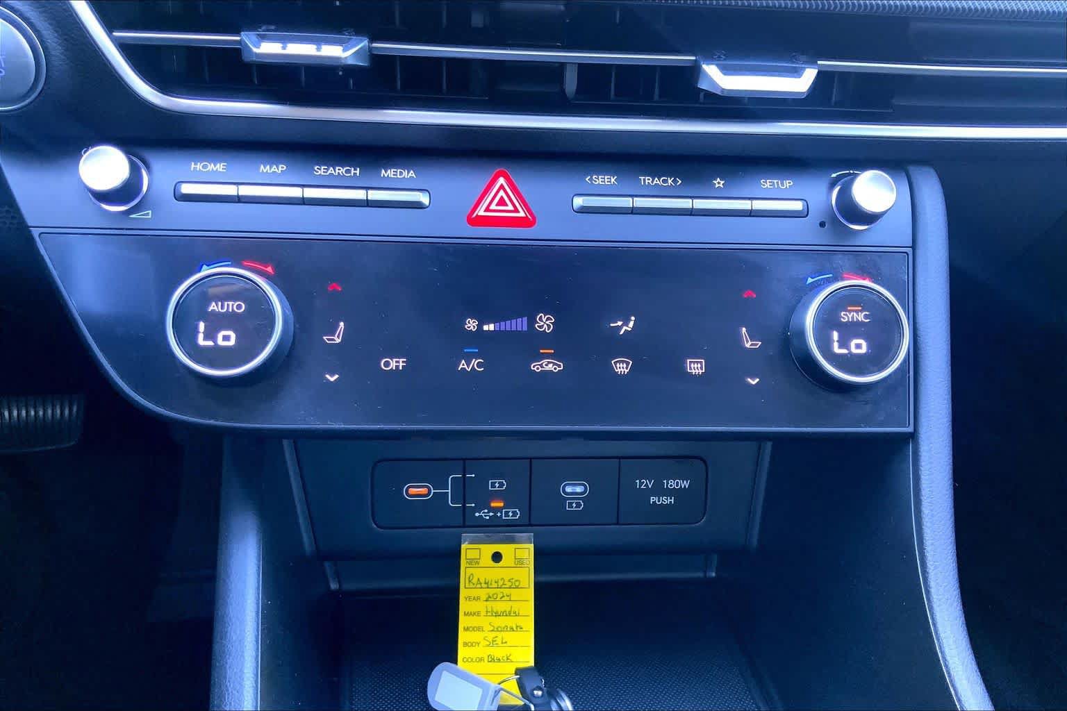 Used 2024 Hyundai Sonata SEL FWD image 30