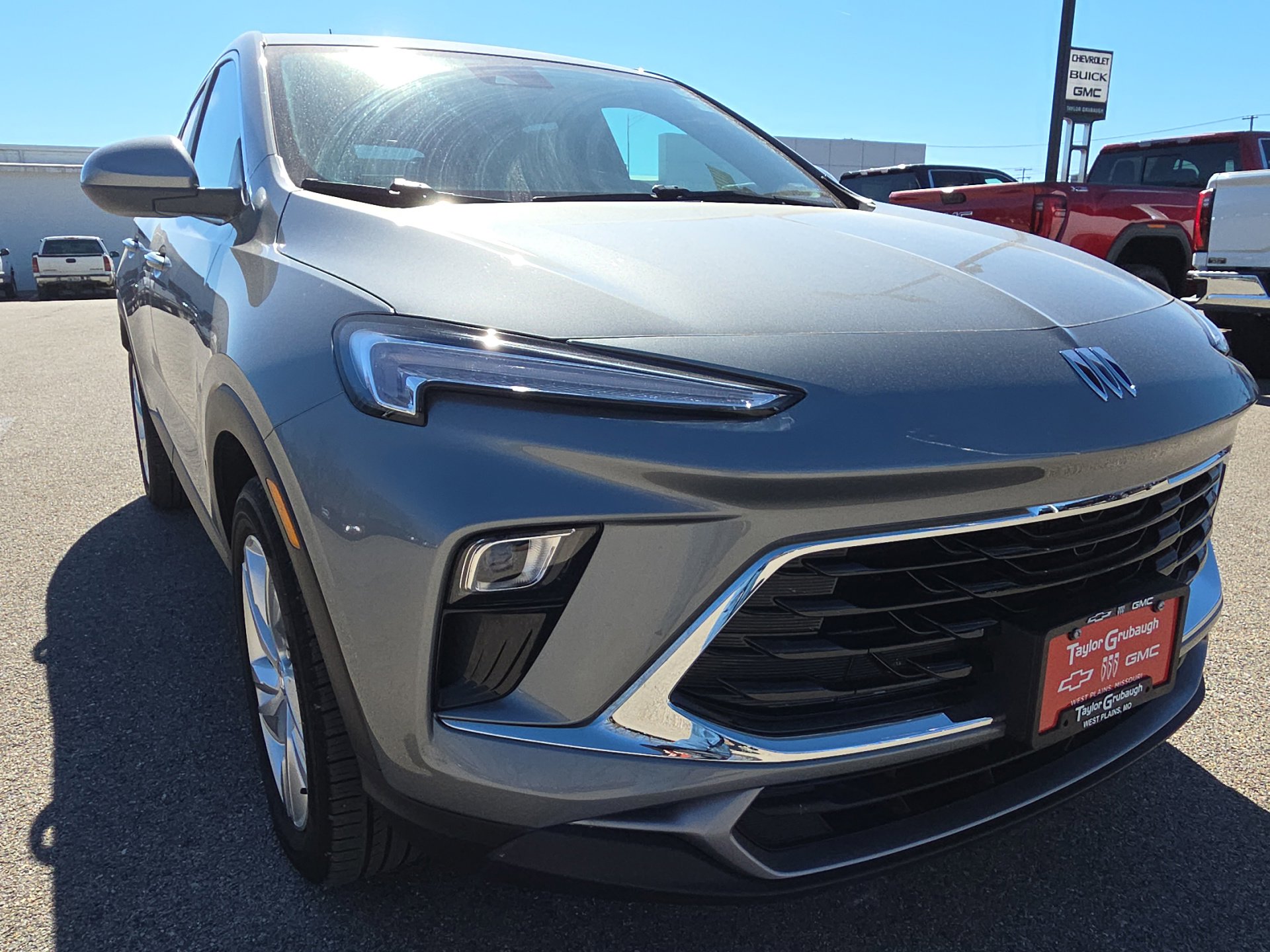 Certified 2025 Buick Encore GX Preferred w/ Comfort Package image 11