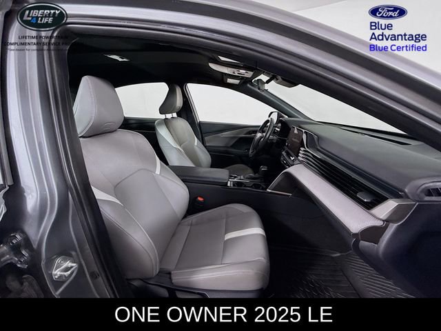 Used 2025 Toyota Camry LE image 25