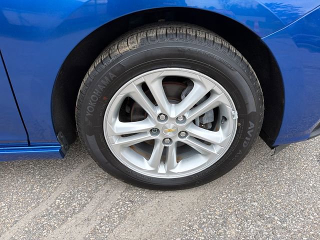 Used 2016 Chevrolet Cruze LT w/ Convenience Package FWD image 27