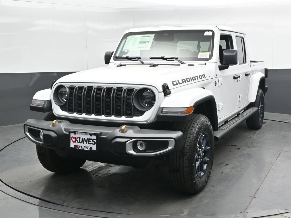 New 2026 Jeep Gladiator Sport AWD/4WD image 8