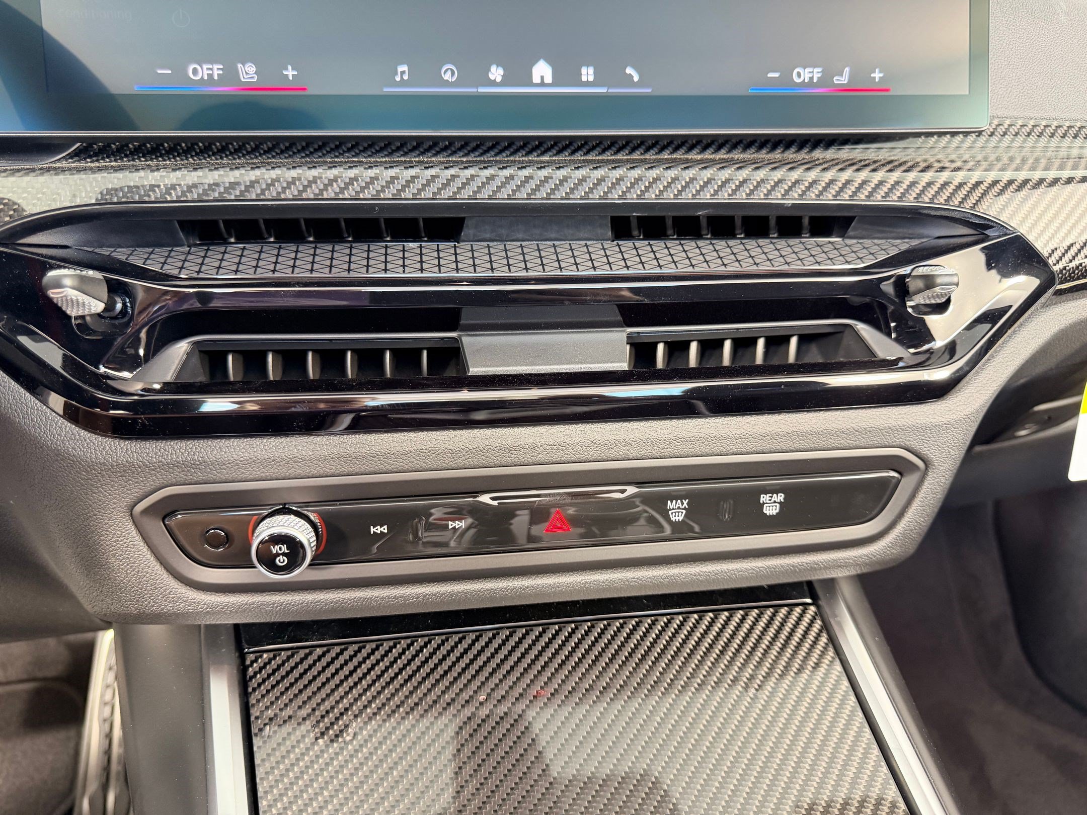 New 2027 BMW M4 xDrive Competition w/ Executive Package AWD/4WD image 18