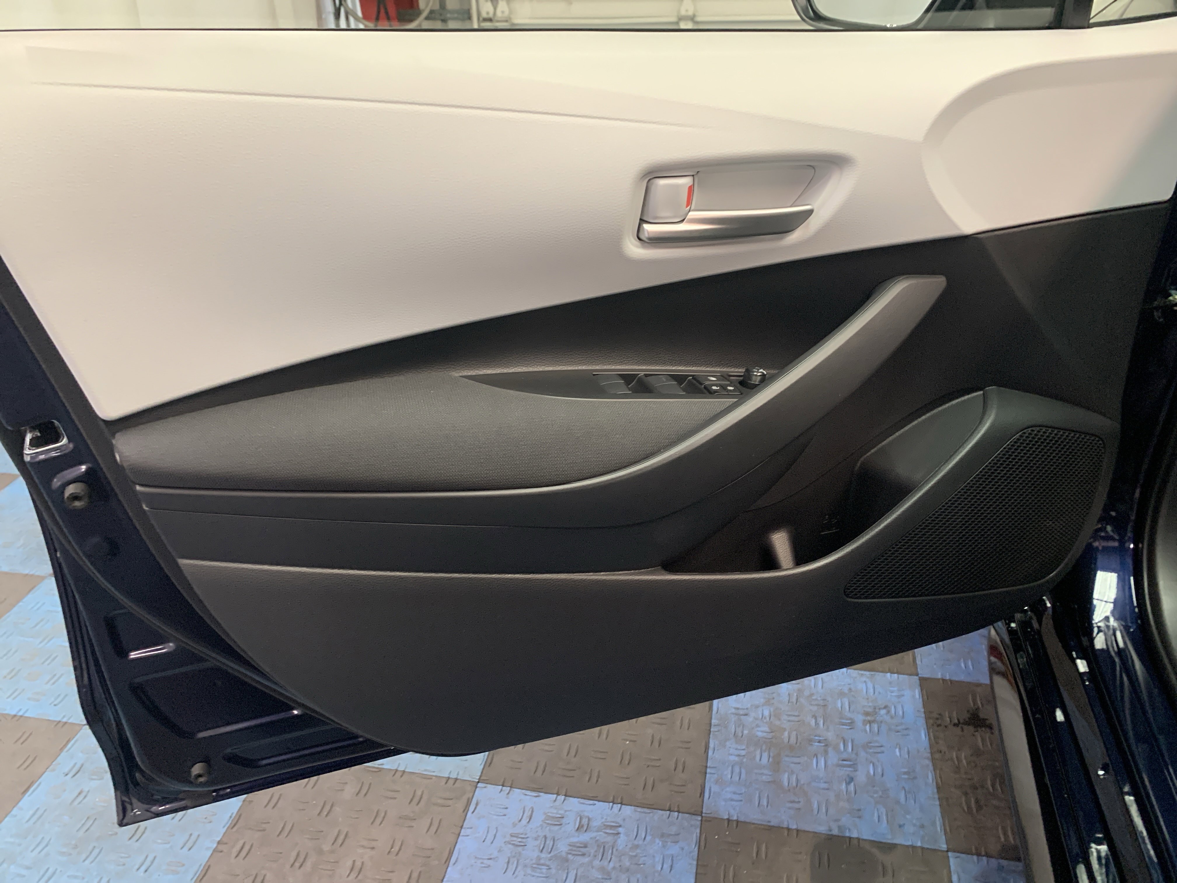New 2026 Toyota Corolla SE image 9