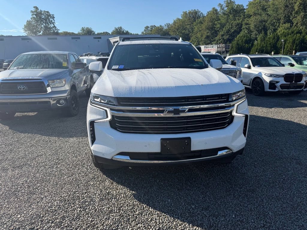 Used 2022 Chevrolet Tahoe LT w/ LT Signature Package AWD/4WD image 2