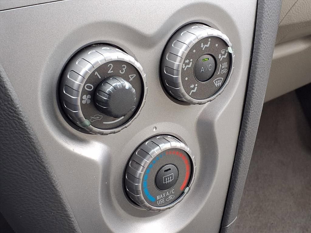 Used 2009 Toyota Yaris Sedan image 21