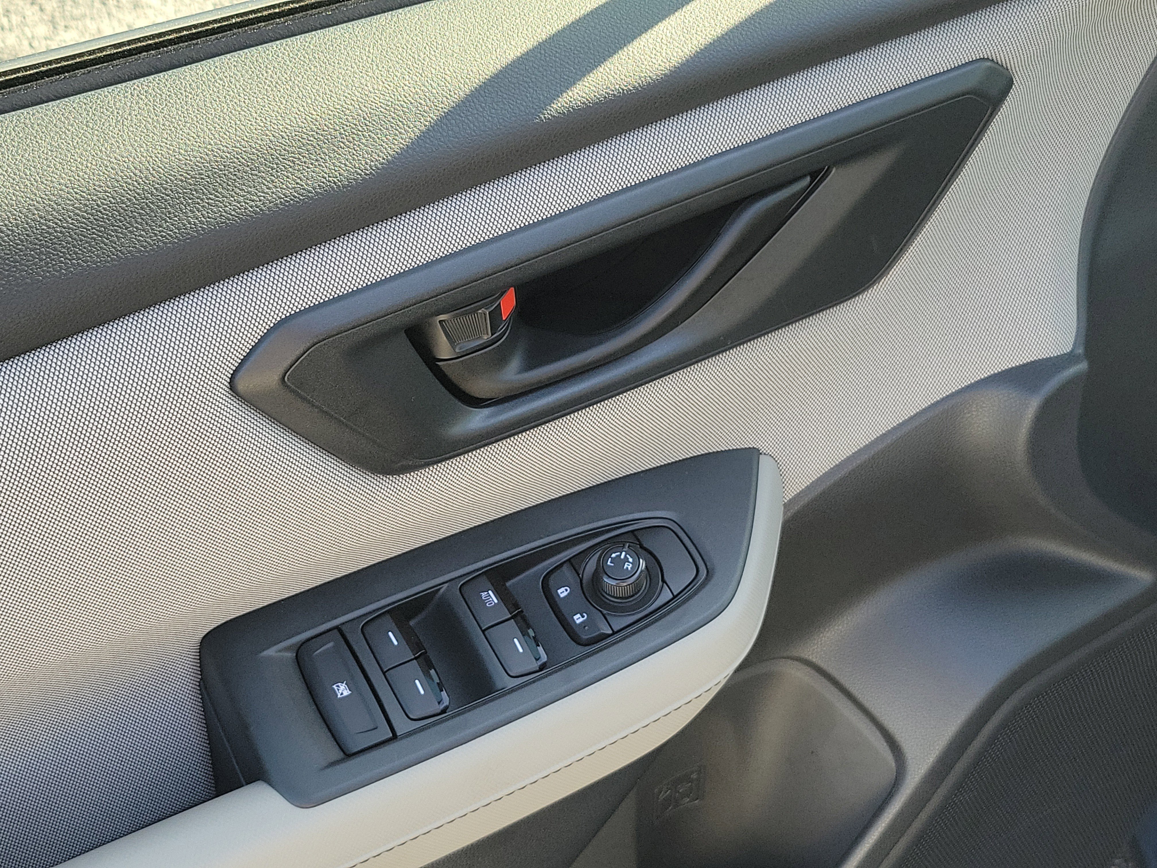 Certified 2025 Subaru Forester image 23