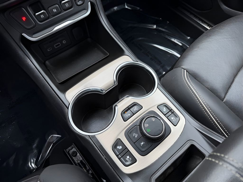 Used 2018 GMC Terrain Denali w/ Advanced Safety Package AWD/4WD image 28