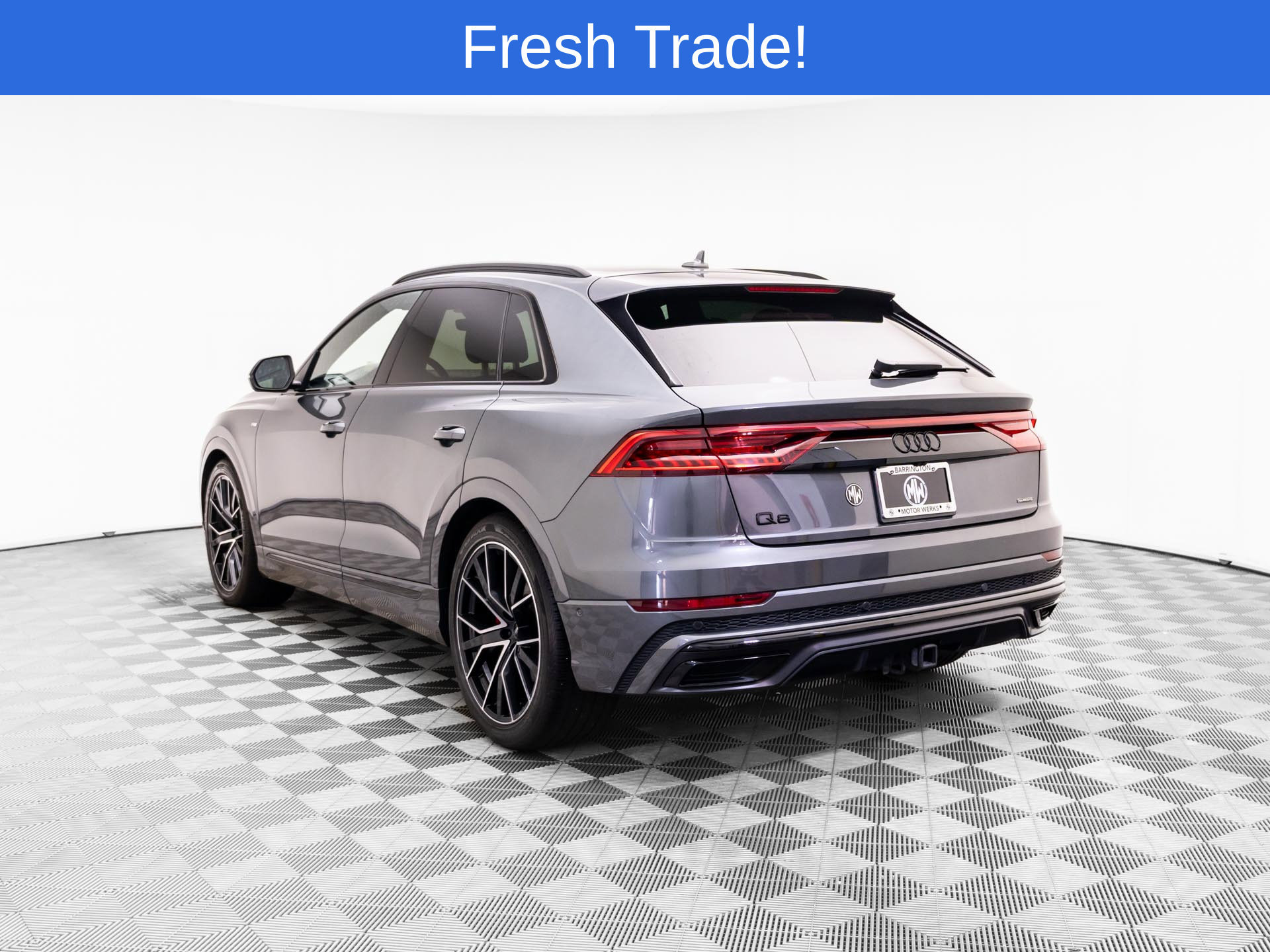 Used 2022 Audi Q8 Prestige w/ Prestige Package AWD/4WD image 3