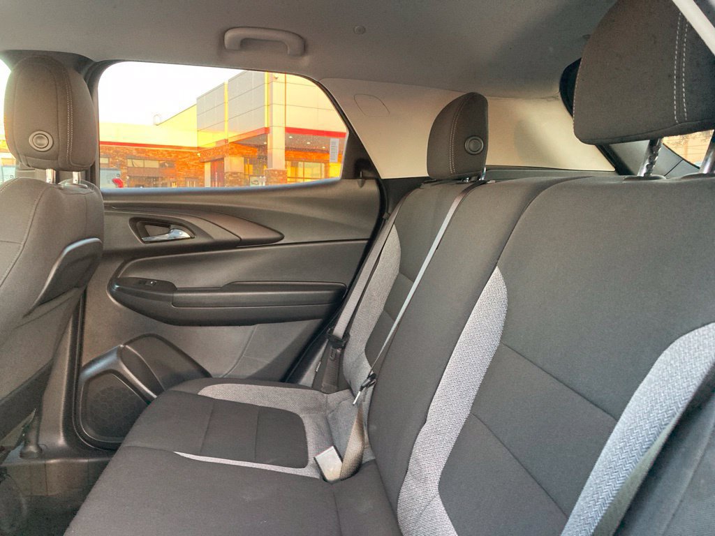 Used 2025 Chevrolet TrailBlazer LT AWD/4WD image 11