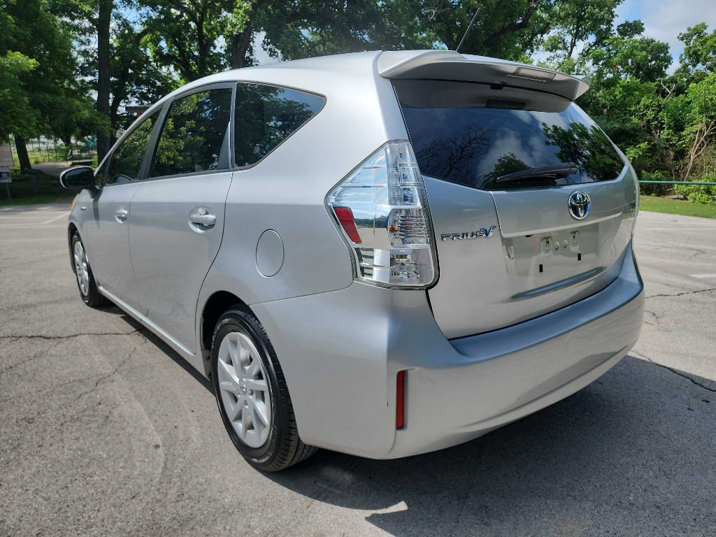 Used 2012 Toyota Prius V Three FWD image 5