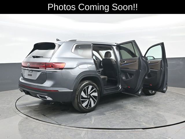 Used 2025 Volkswagen Atlas SEL image 29