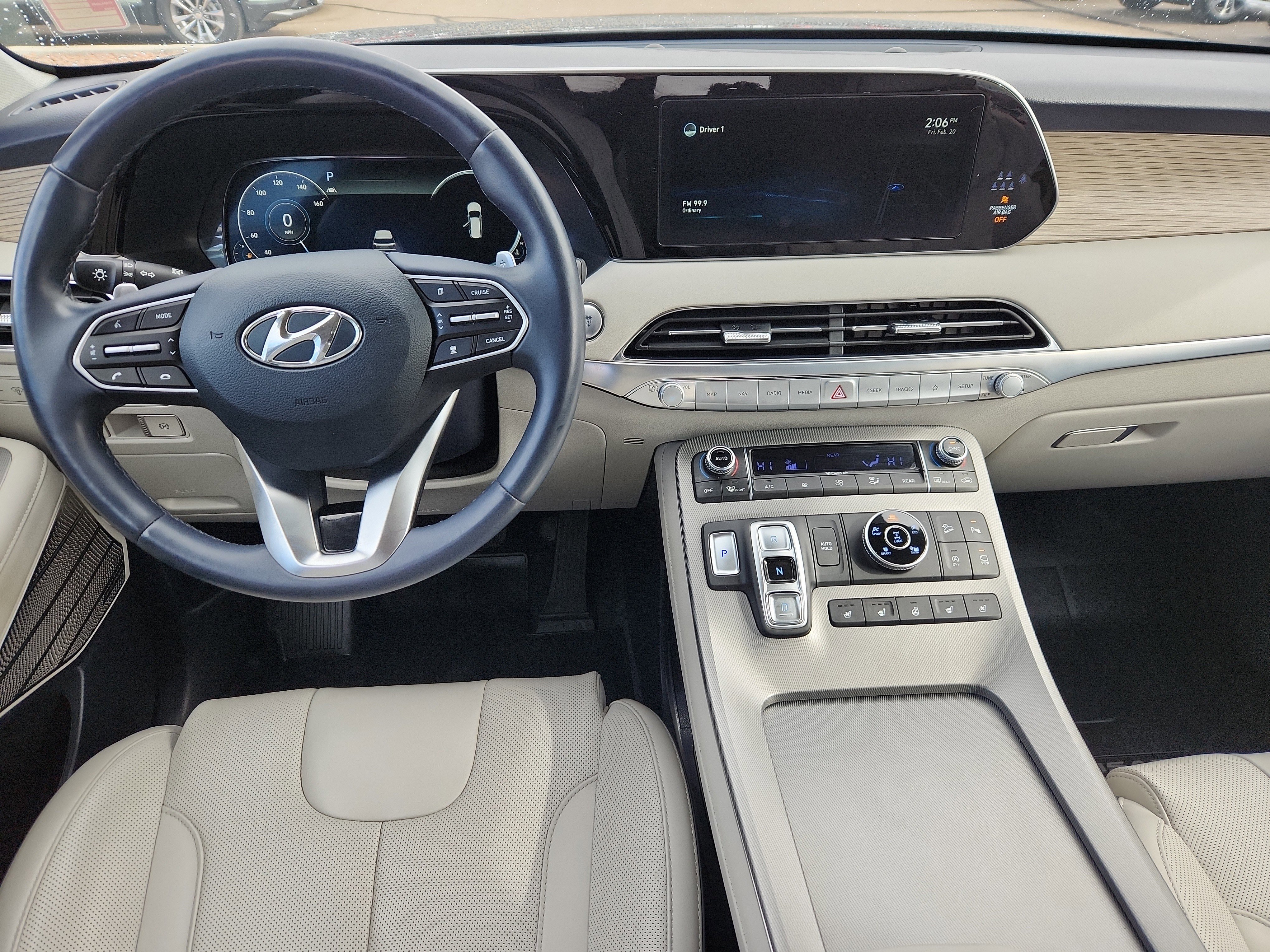 Used 2022 Hyundai Palisade Limited image 9