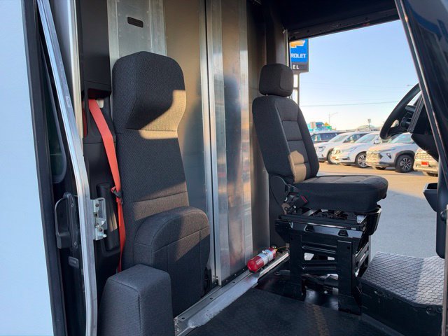 Used 2024 Chevrolet Brightdrop 600 w/ Commercial Equipment Package AWD/4WD image 24