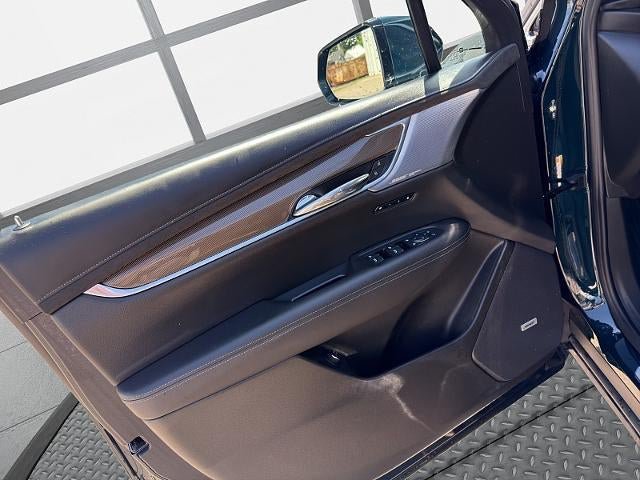Certified 2025 Cadillac XT6 Premium Luxury w/ Platinum Package AWD/4WD image 24