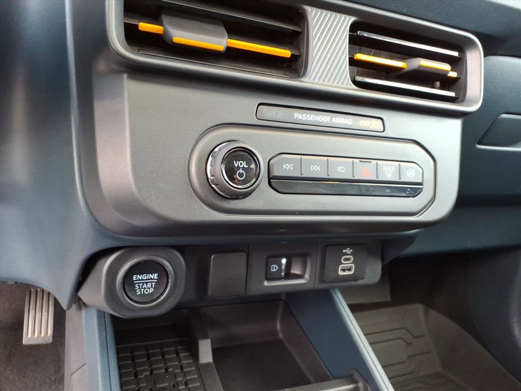 Used 2025 Ford Maverick Tremor image 18
