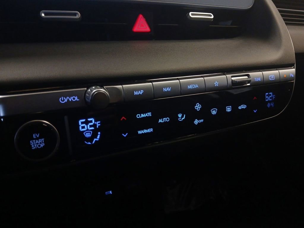 Certified 2024 Hyundai Ioniq 5 SEL RWD image 21