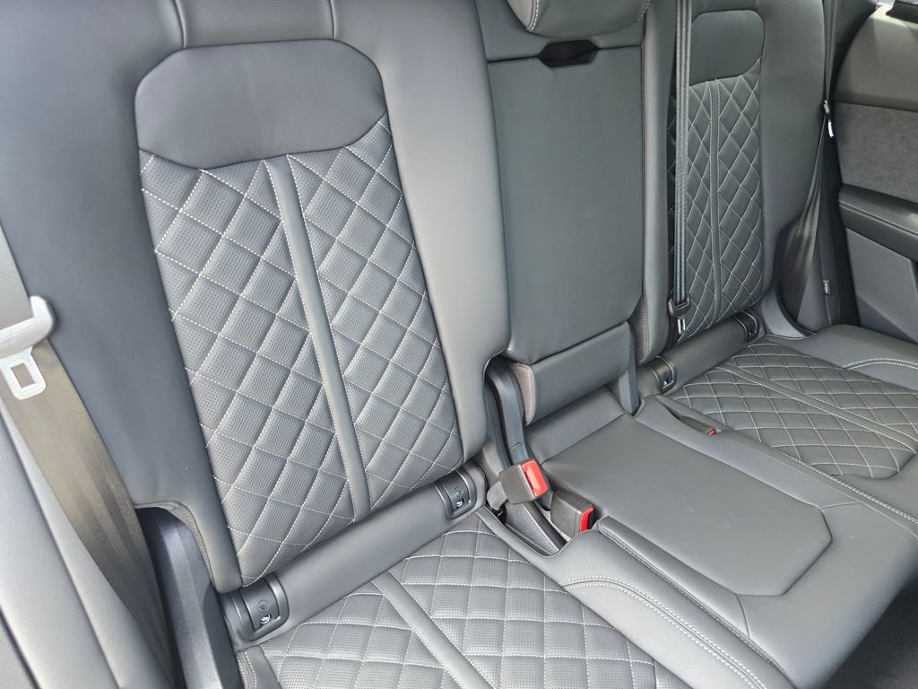 New 2026 Audi SQ8 Premium Plus AWD/4WD image 13