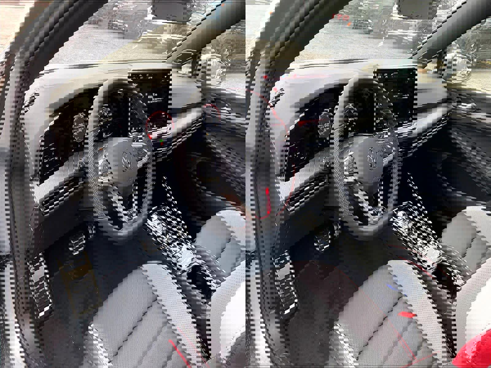 New 2026 Volkswagen GTI SE image 9