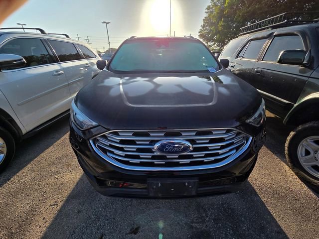 Used 2020 Ford Edge SE FWD image 3