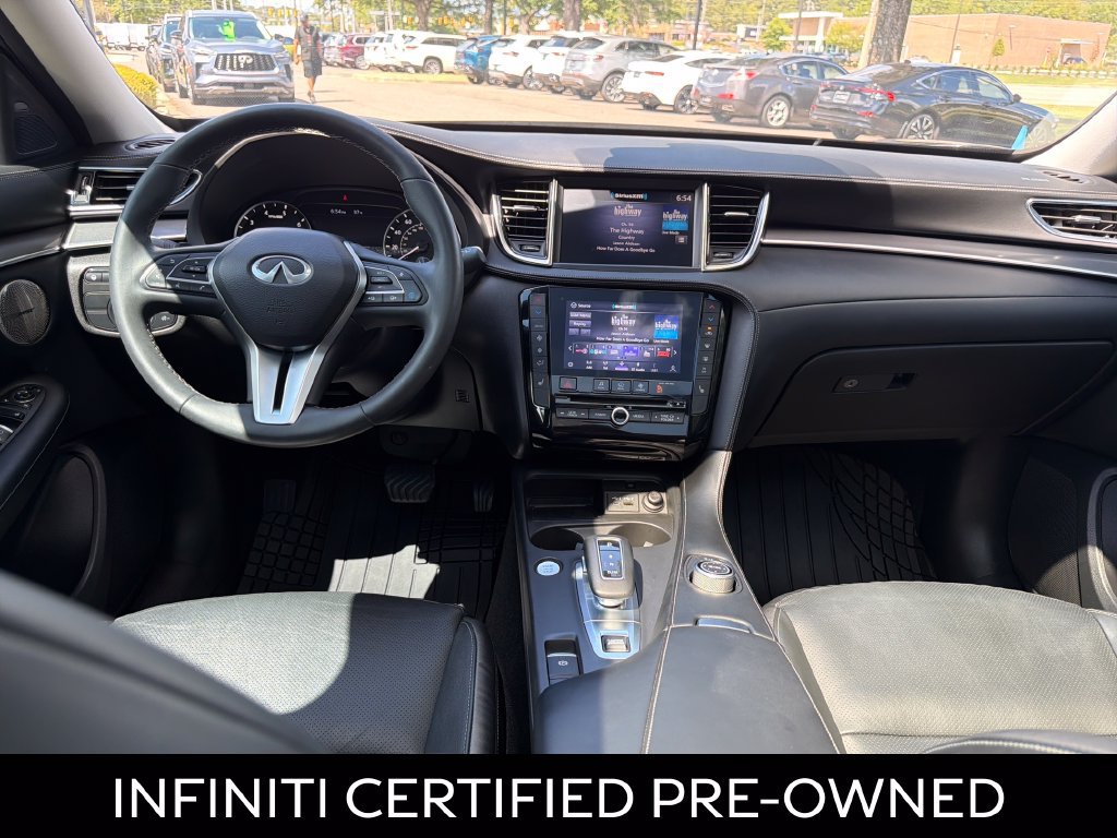 Certified 2023 INFINITI QX50 Luxe FWD image 2