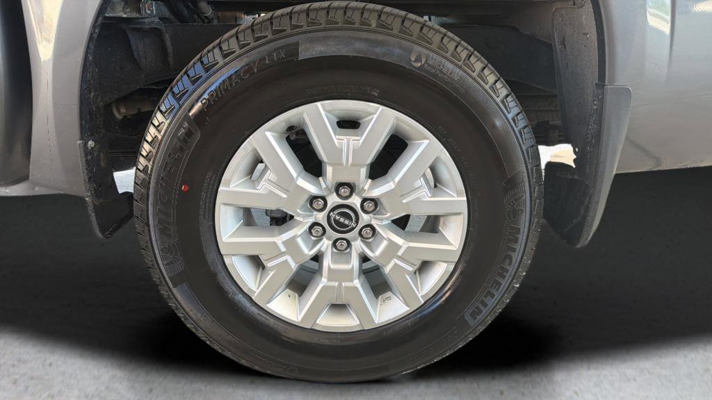 Certified 2022 Nissan Frontier SV w/ Technology Package AWD/4WD image 27