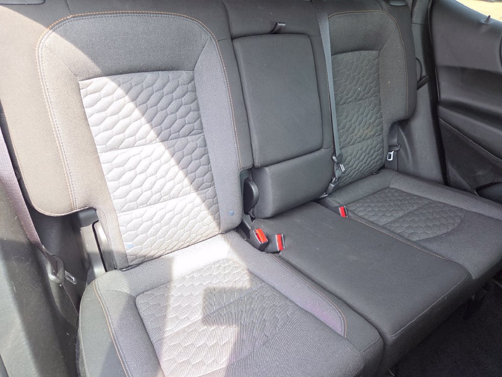 Used 2020 Chevrolet Equinox LT FWD image 25