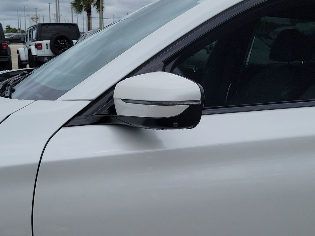 Used 2019 BMW 750i w/ Executive Package image 10