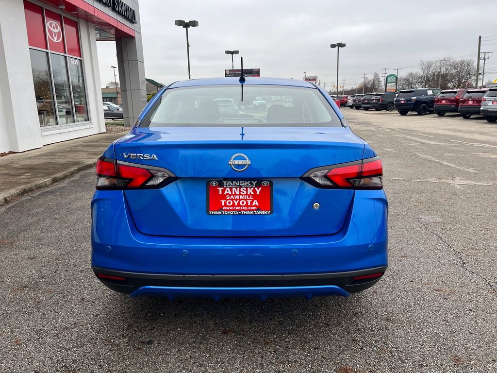 Used 2024 Nissan Versa S image 4