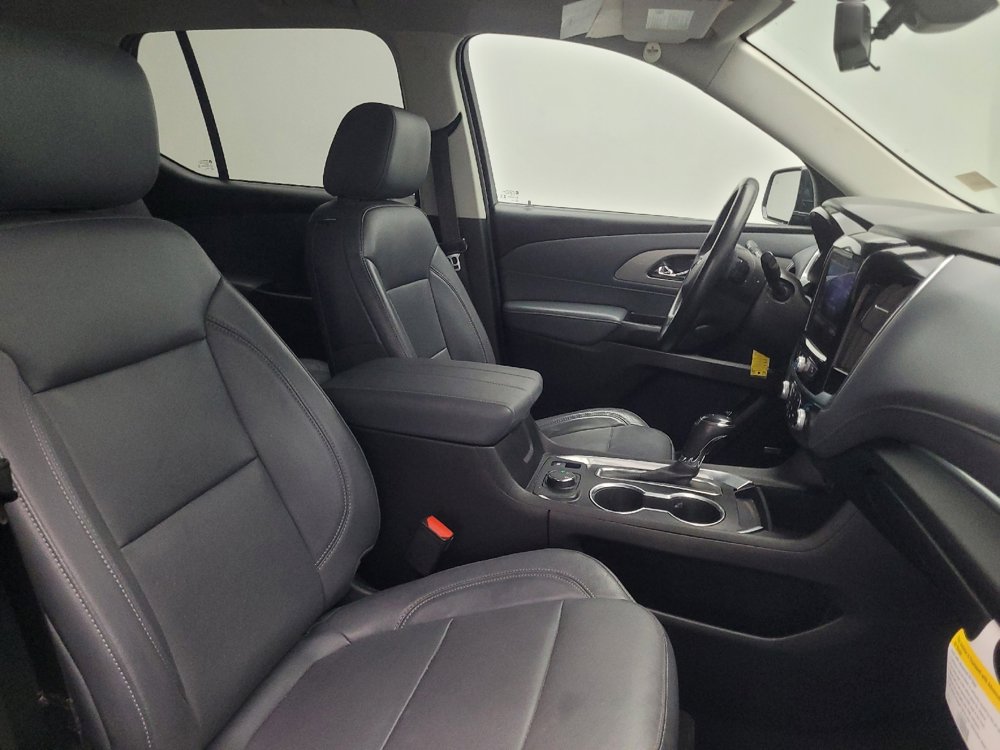 Used 2020 Chevrolet Traverse LT w/ LT Premium Package image 21