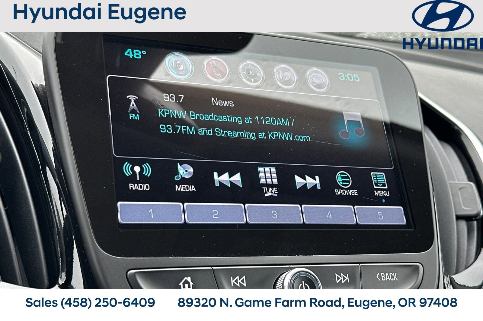 Used 2017 Chevrolet Volt Premier w/ Driver Confidence II Package image 27