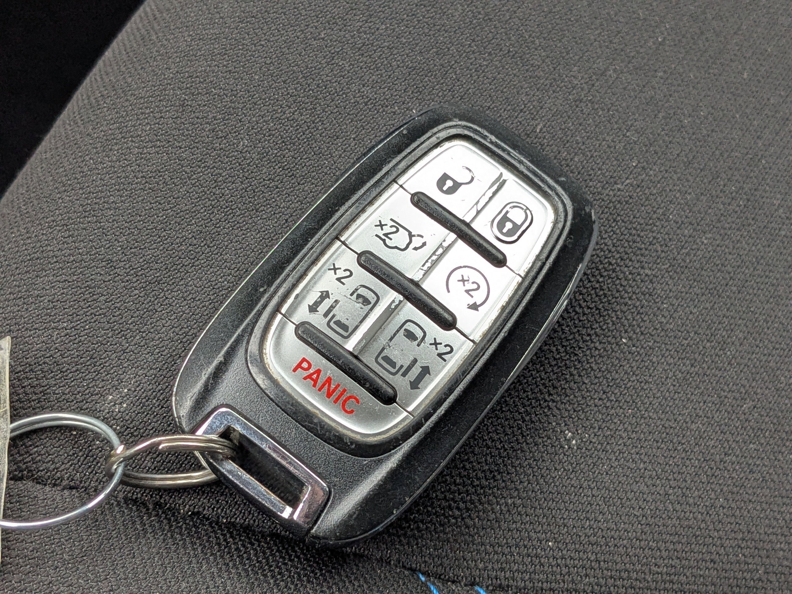 Used 2021 Chrysler Pacifica Touring image 26