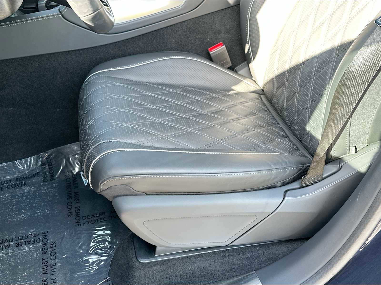 Used 2024 Mercedes-Benz Maybach GLS 600 4MATIC image 20