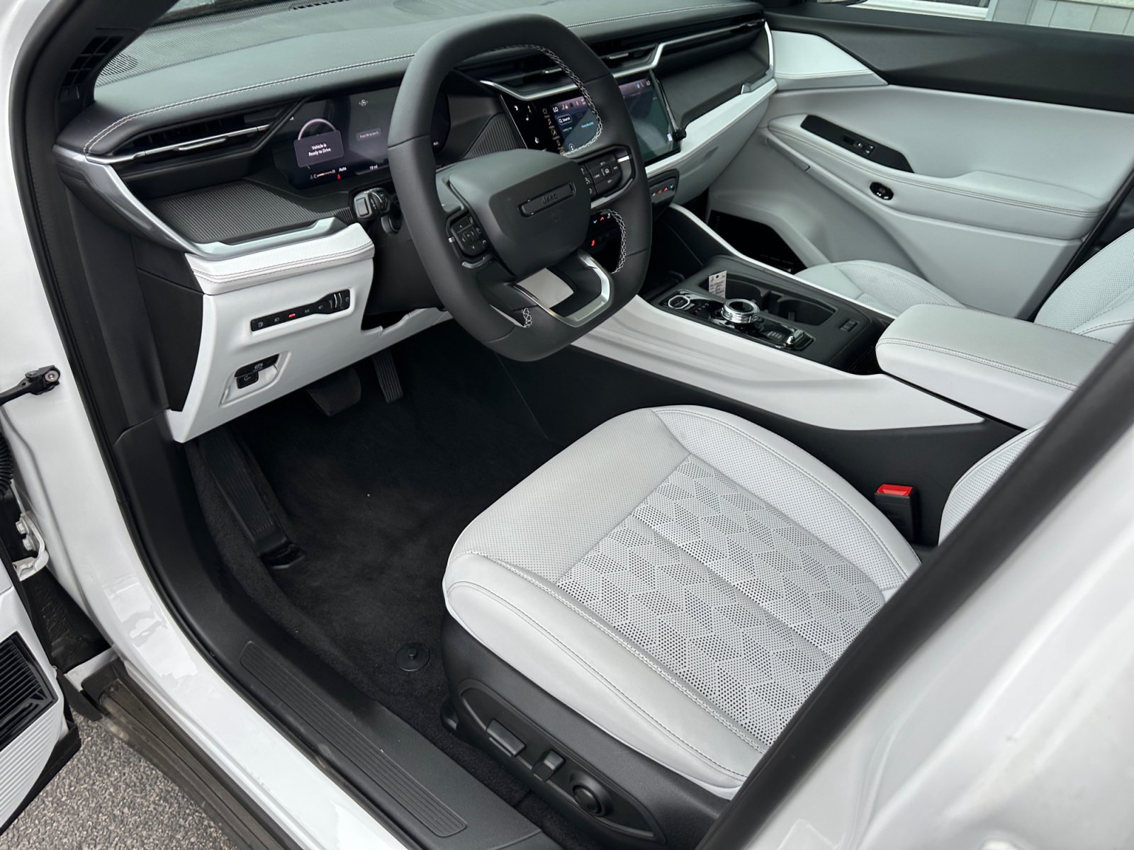 New 2026 Jeep Cherokee Overland AWD/4WD image 10