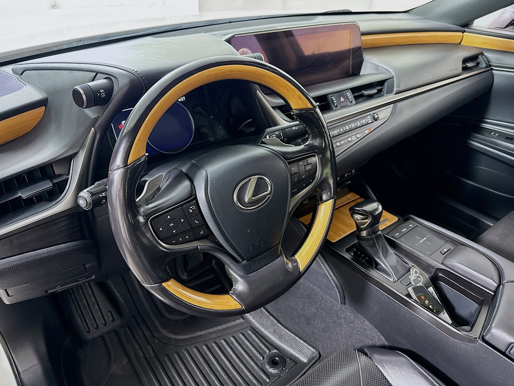 Used 2019 Lexus ES 350 w/ Accessory Package 2 FWD image 13