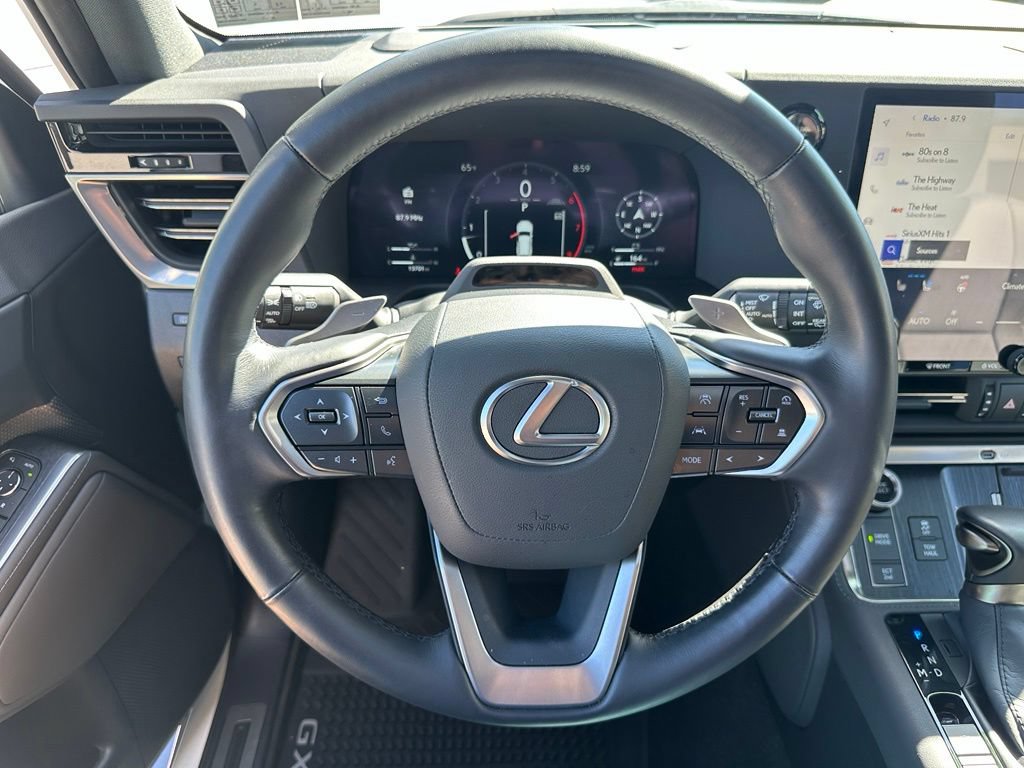 Used 2025 Lexus GX 550 w/ Accessory Package (Z1) AWD/4WD image 18