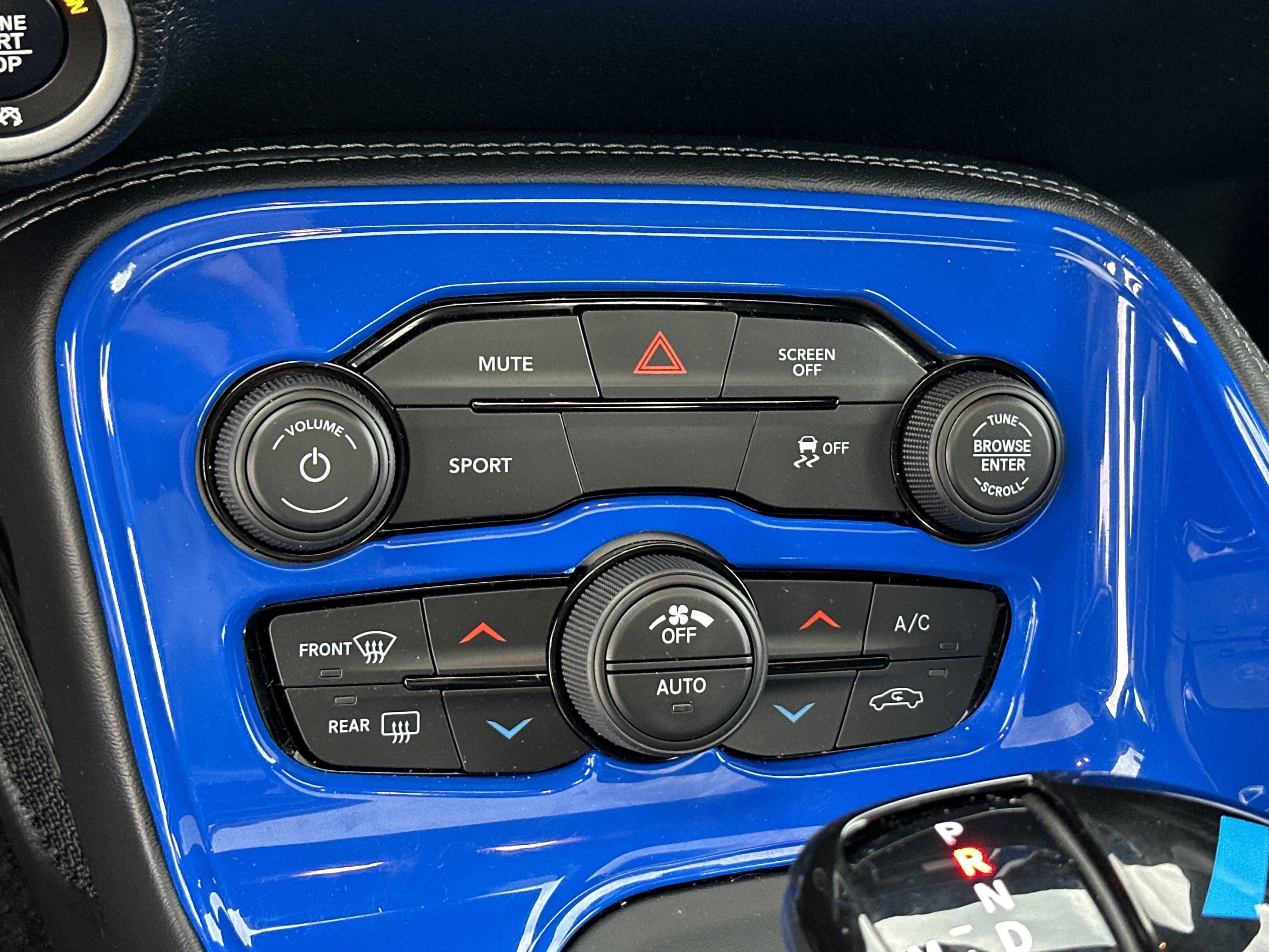 Used 2023 Dodge Challenger SXT w/ Blacktop Package image 22