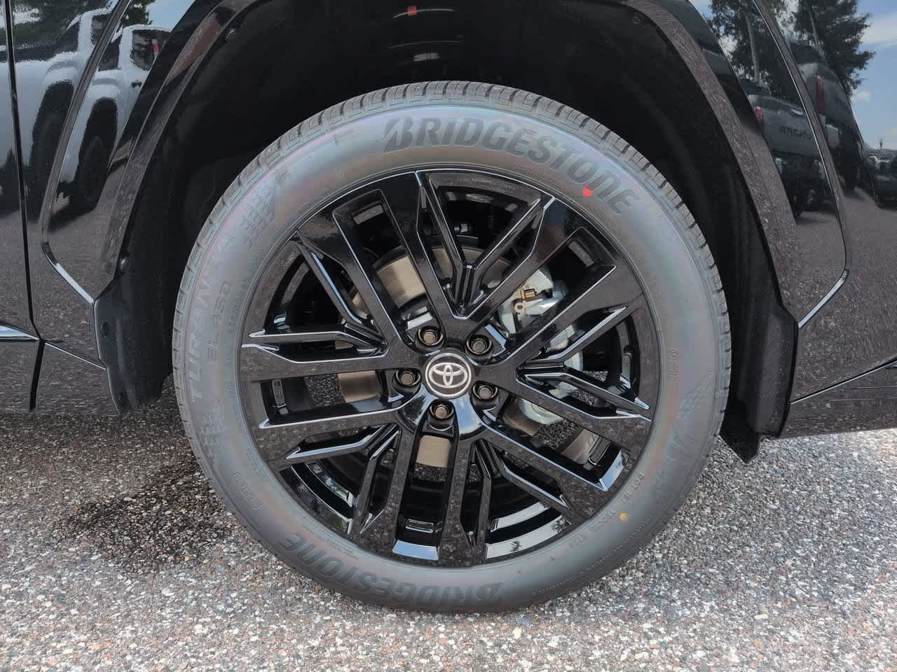 New 2026 Toyota RAV4 XSE AWD/4WD image 11