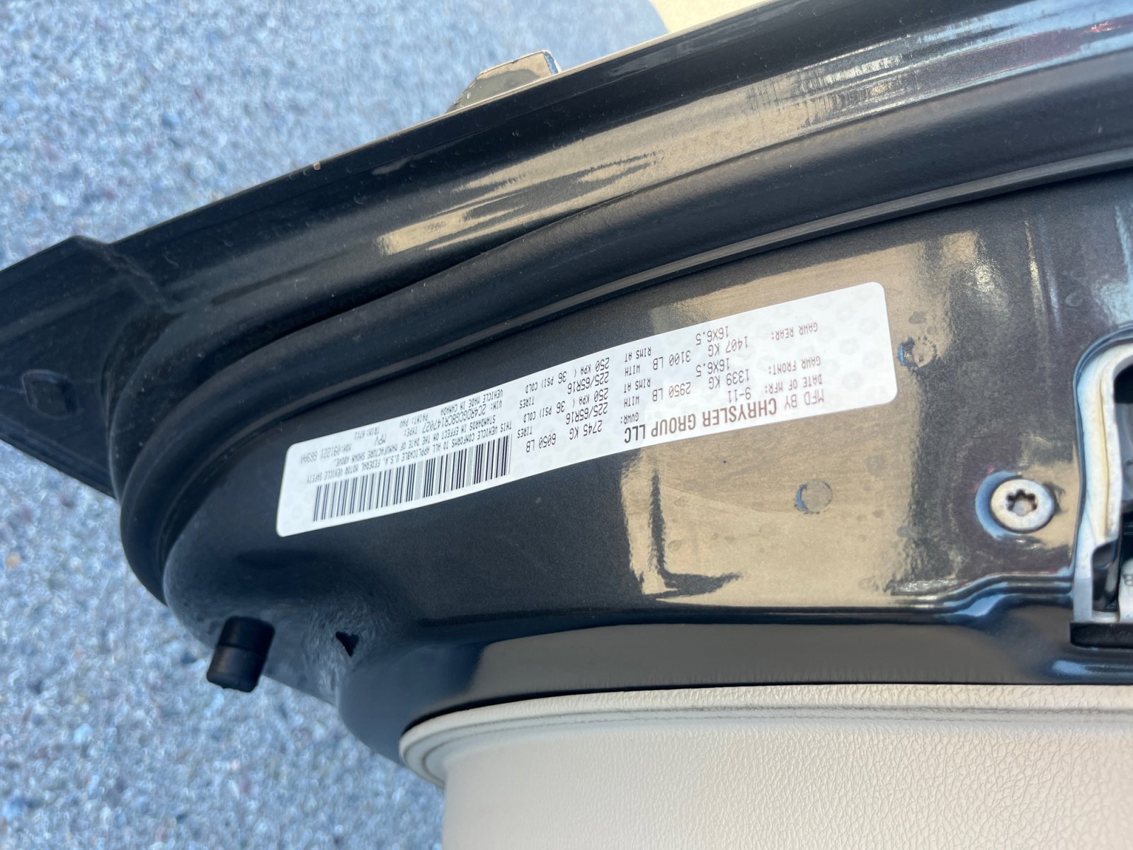 Used 2012 Dodge Grand Caravan SXT FWD image 25
